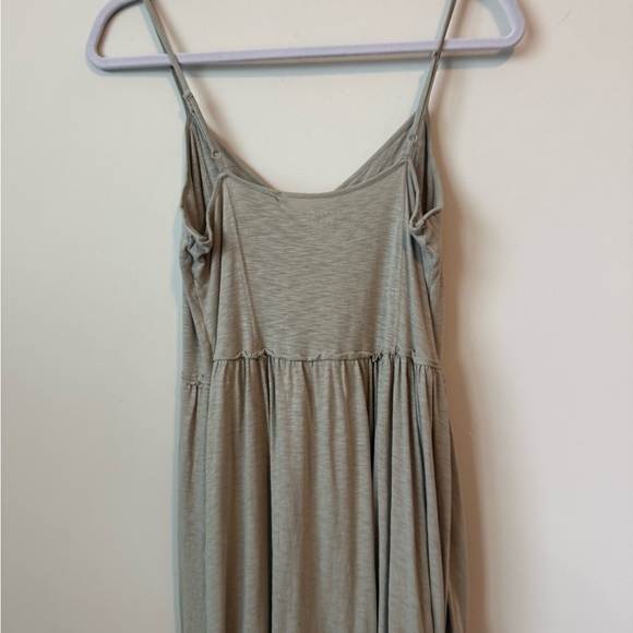 American Eagle Outfitters Sage Green tiered midi Dress size large - Picture 10 of 12